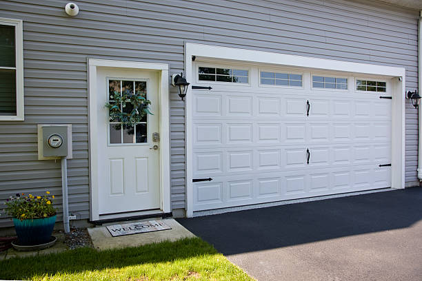 24/7 Emergency Garage Door Panel Replacement experts in Bradford County County, FL